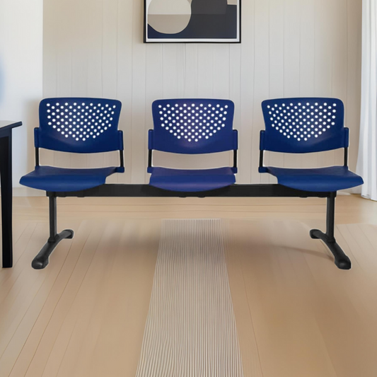 Banqueta Alice en polipropileno pata recta