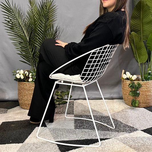 Silla nordico blanco estilo rejilla